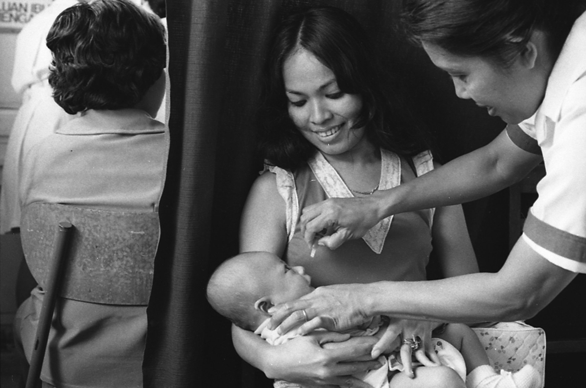 Polio-Unknown-VaccinationCentre A baby being vaccinated