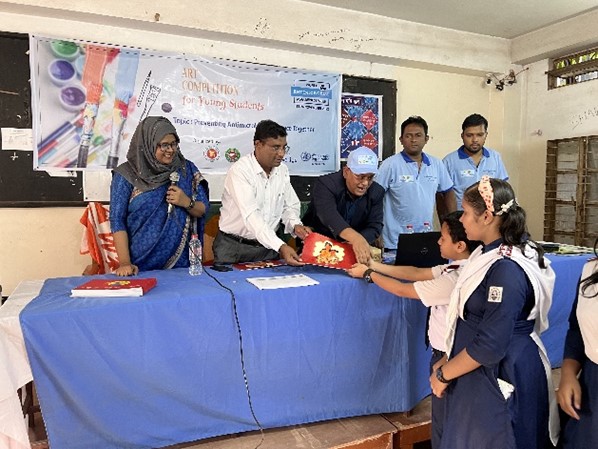 Antimicrobial Awareness Campaign reaches School in Bangladesh