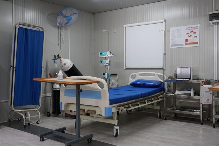 With the support of WHO the UN Clinic in Coxs Bazar has five beds ready to receive humanitarians who get infected_TA