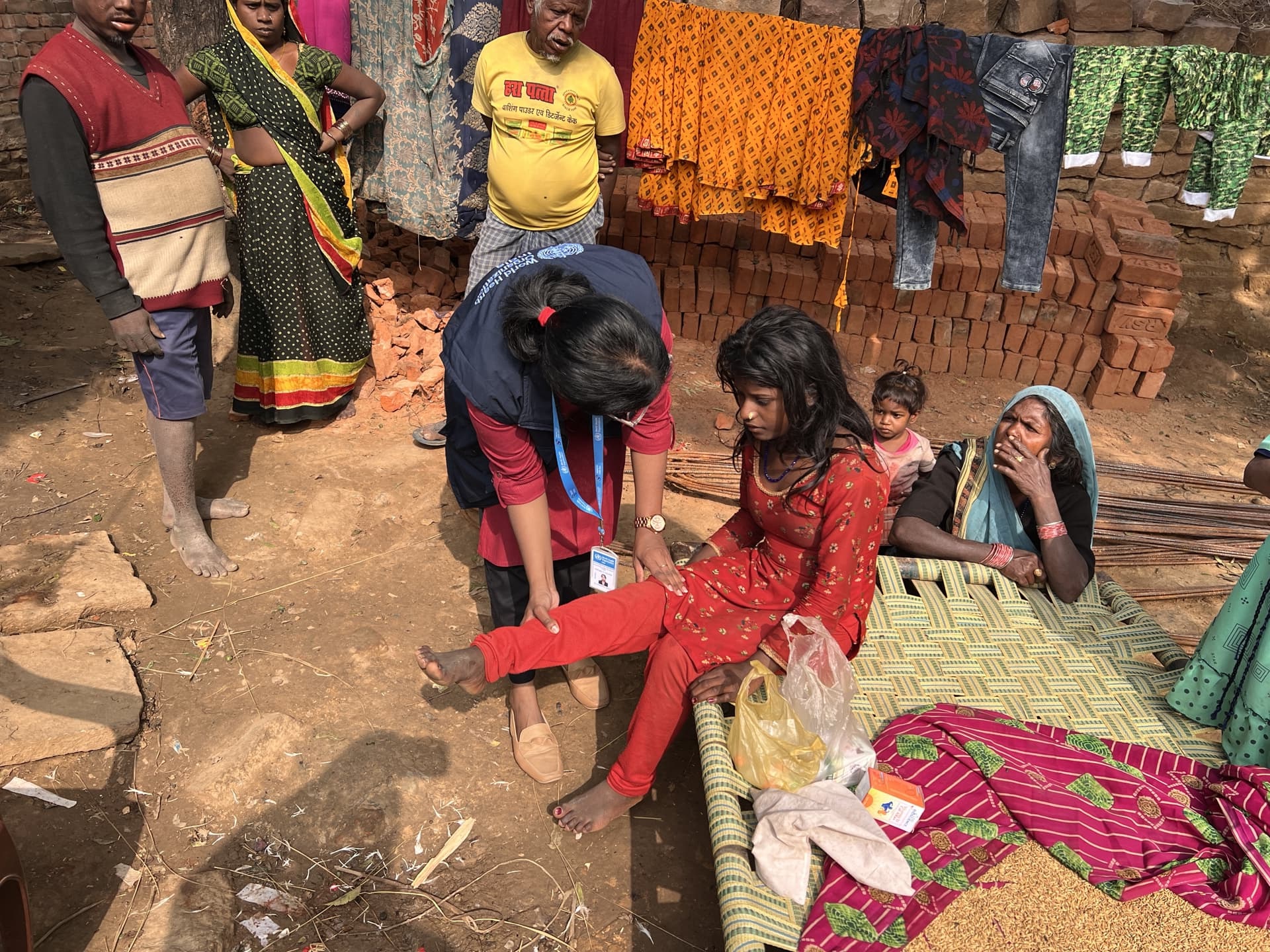 Chandauli_Chakia block_09.01.24_Non AFP verification by Dr. Chelsia-SMO Chandauli, PC_Ajit, FM A WHO officer is conducting acute flaccid paralysis (AFP) case