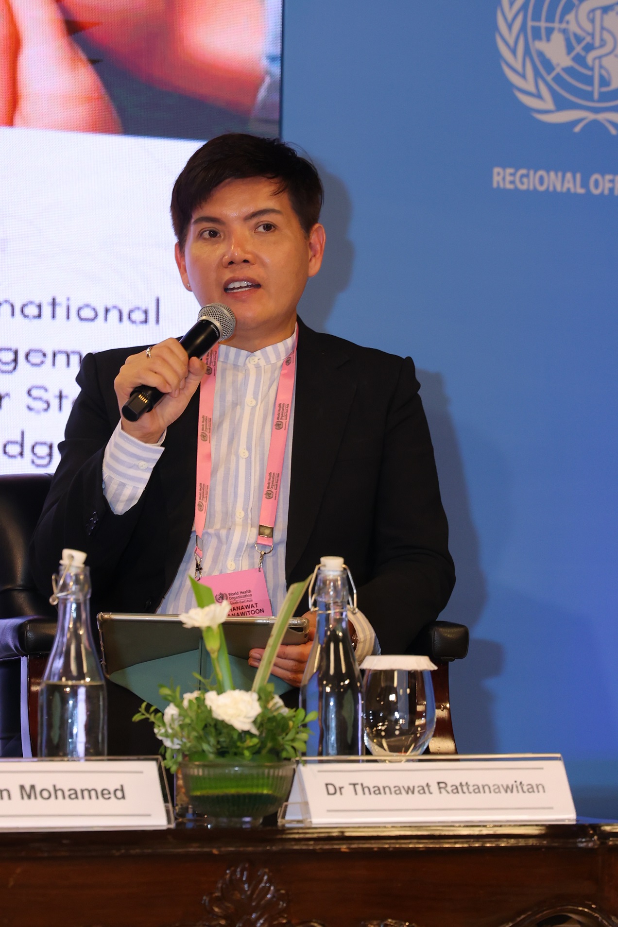 Dr Thanawat Rattanawitan at the brown bag seminar on strengthening national capacity on global health engagement at RC77 New Delhi