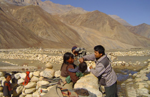 Nepal_remote_vaccination