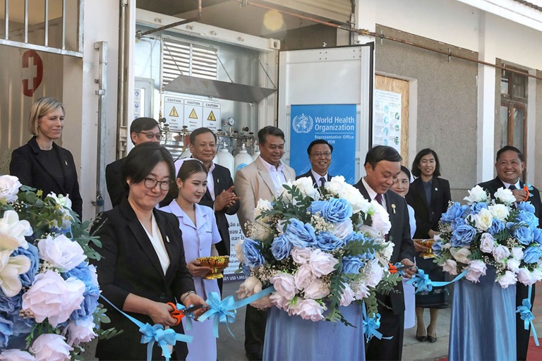 VIPs participate in the opening ceremony of Luang Prabang Provincial Hospital’s new oxygen plant.