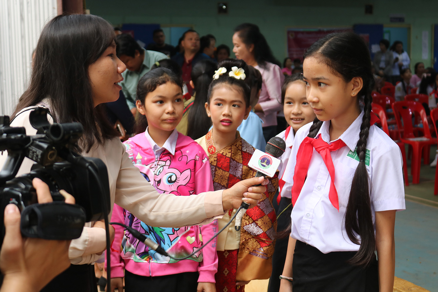 girls_lao